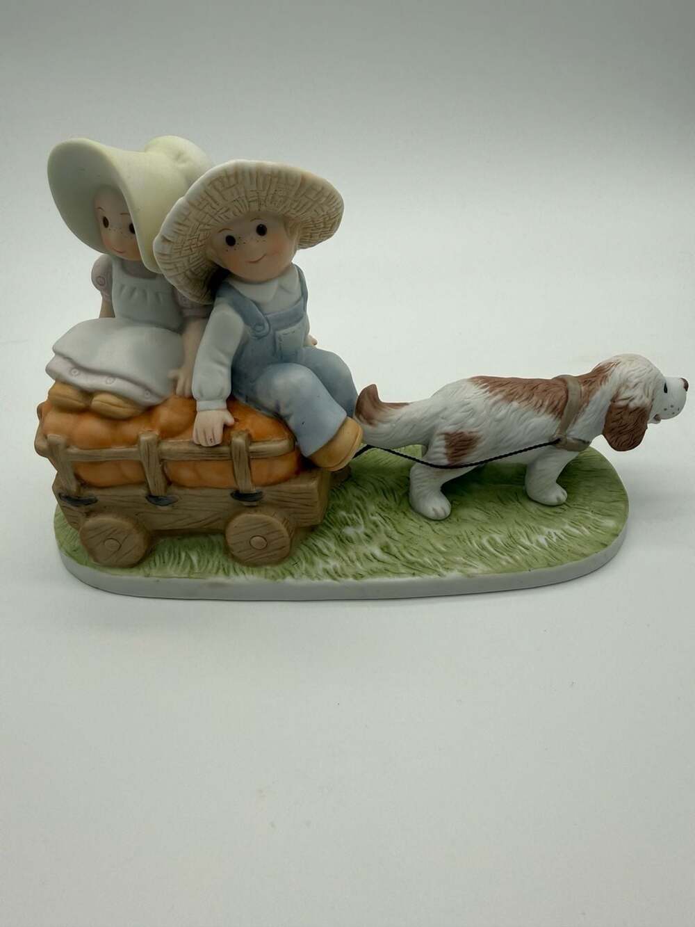 Homco Circle of Friends "Fall's Bounty" Boy & Girl on Pumpkin Wagon Figurine 199 - Picture 1 of 10